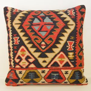 Tribal Turkish Kilim Pillow | The Factual Fairytale
