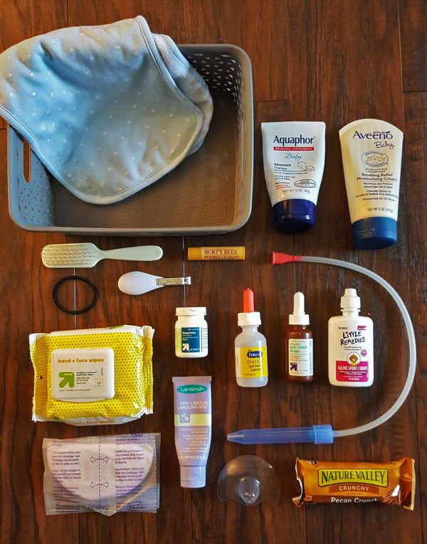 Supply essentials for your breastfeeding kit