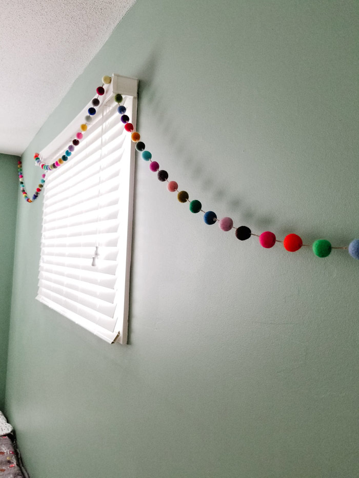 toddler room ideas - diy felt ball garland